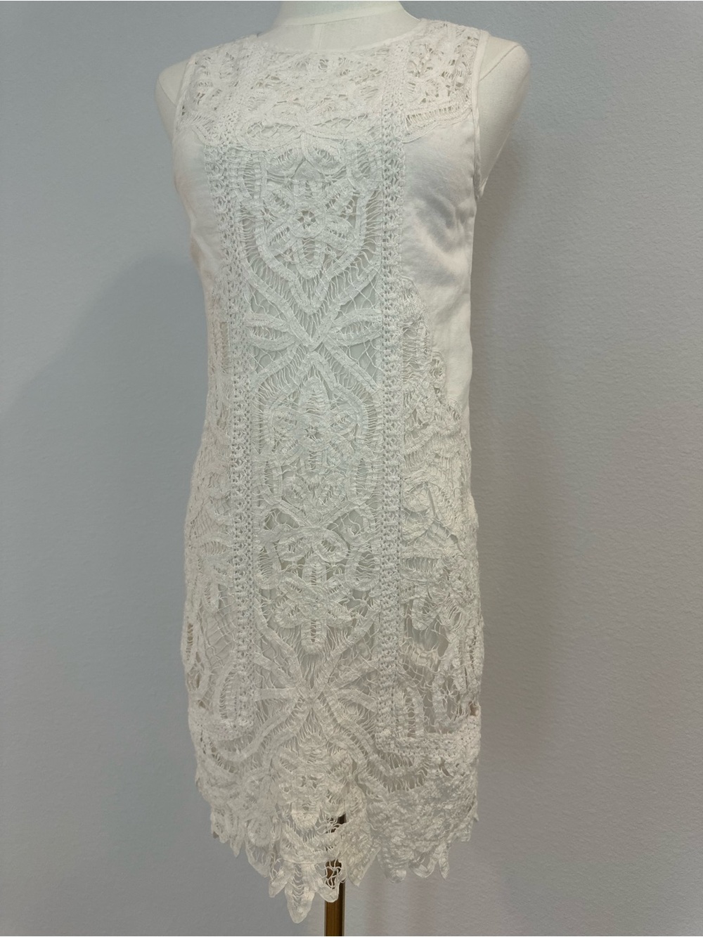 Anthropologie Moulinette Soeurs White Sleeveless Lace Asymmetrical Shift Dress